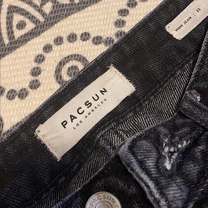 Black PacSun mom jeans